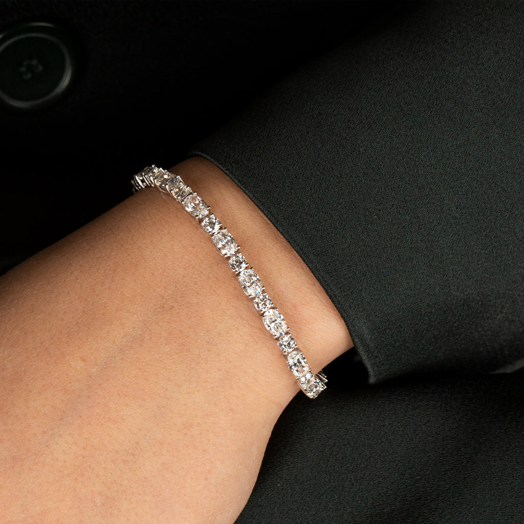 Oval and Round Moissanite Bracelet