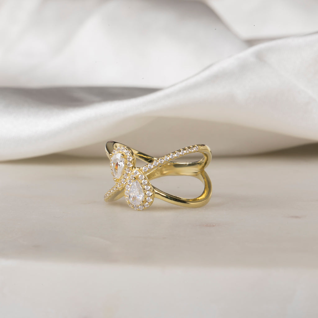 Minimal Damla Taşlı Yüzük