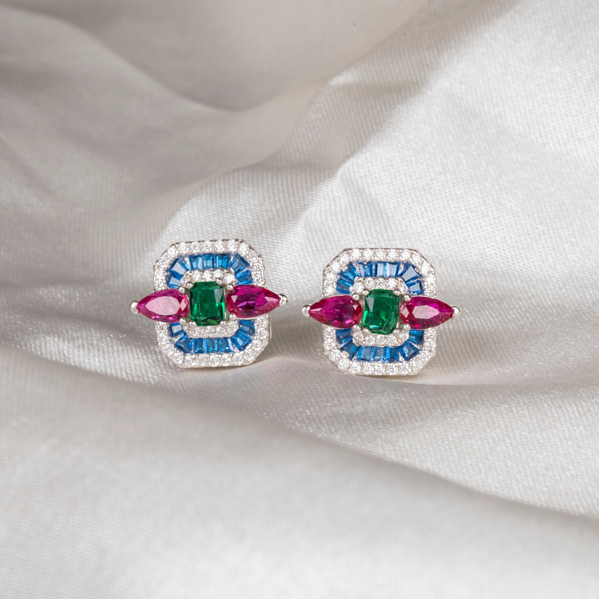 Renkli Baget Taşlı Küpe