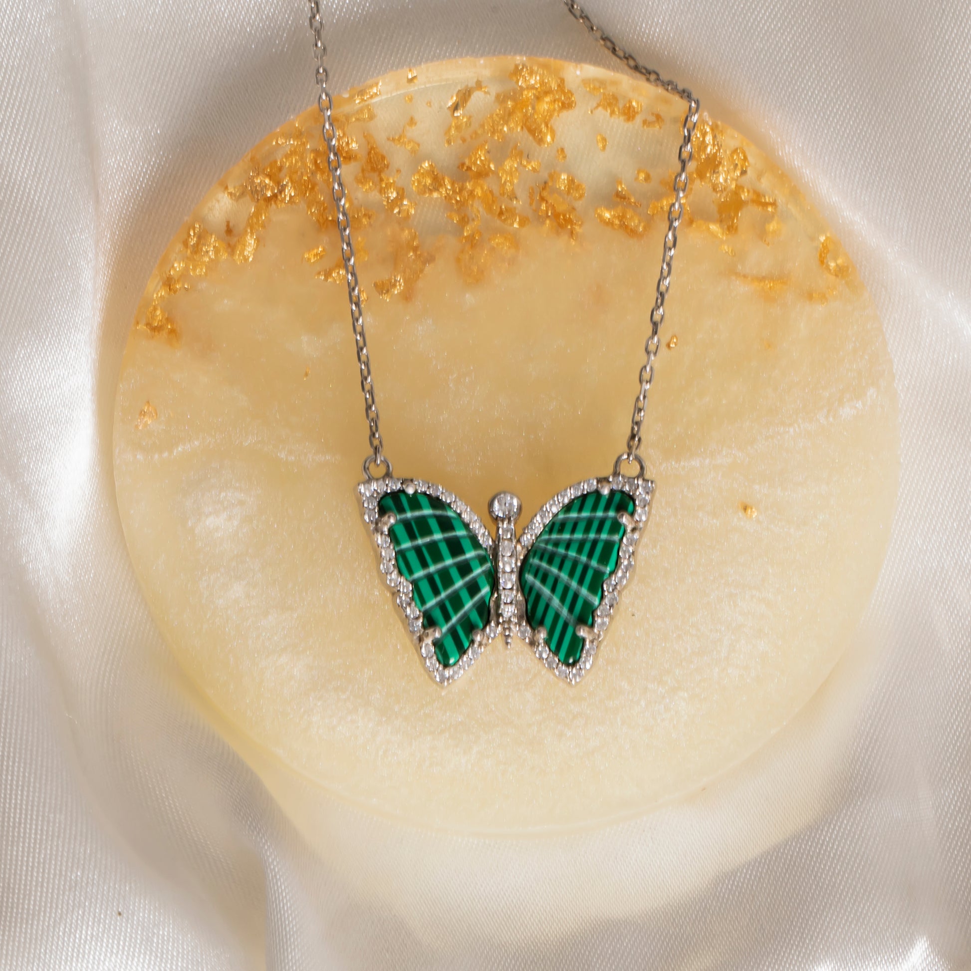 Yeşil Taşlı Malahit Kolye