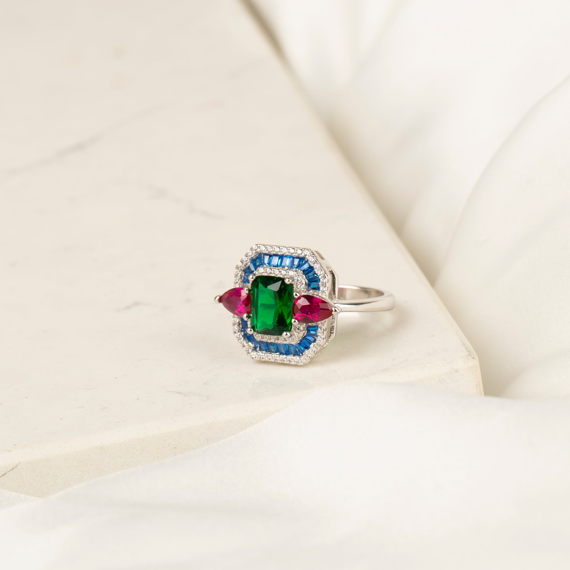 Renkli Baget Taşlı Yüzük