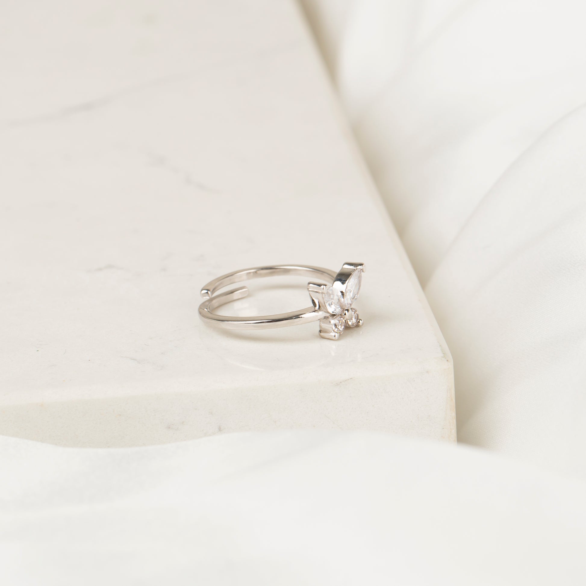 Minimal Kelebek Yüzük