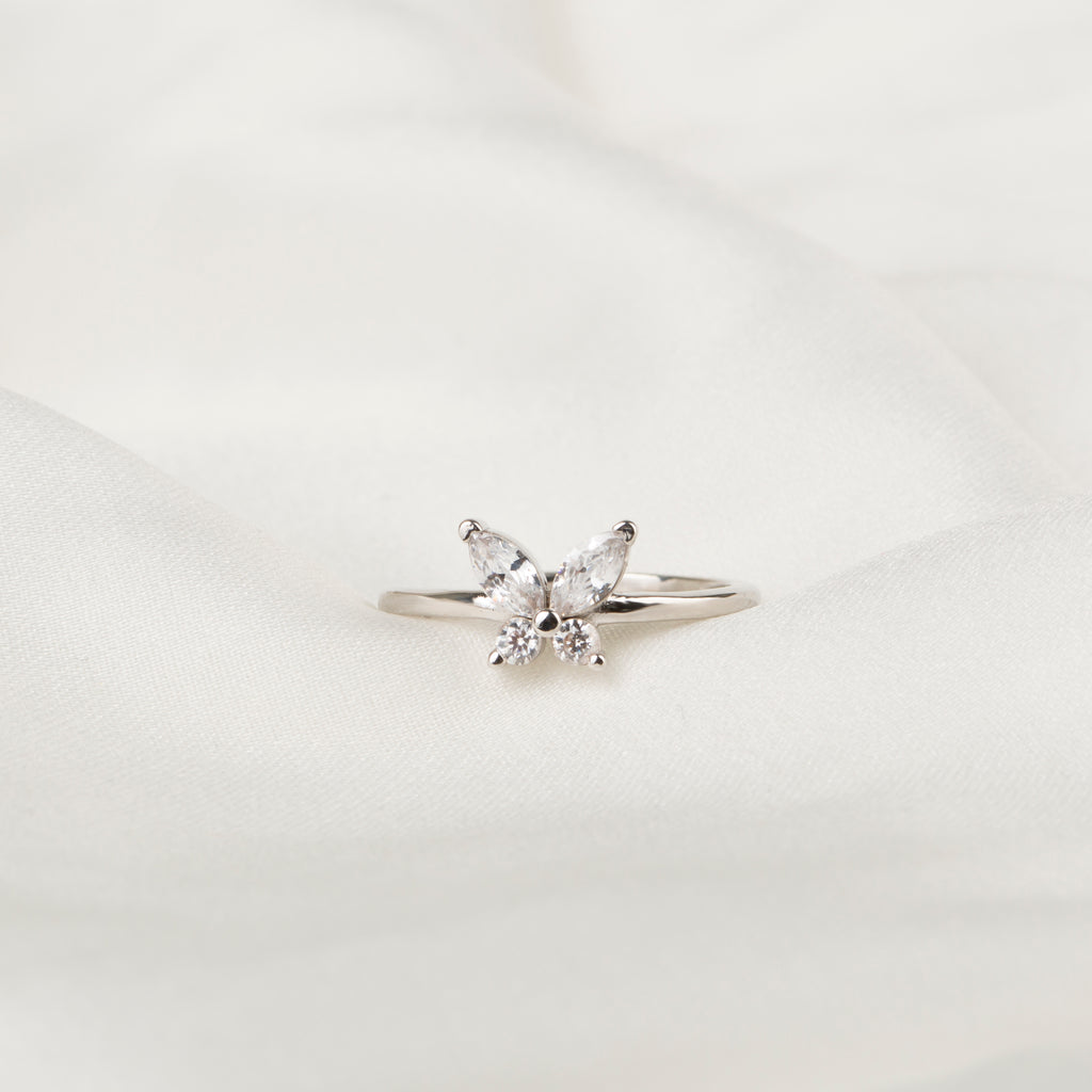Minimal Kelebek Yüzük