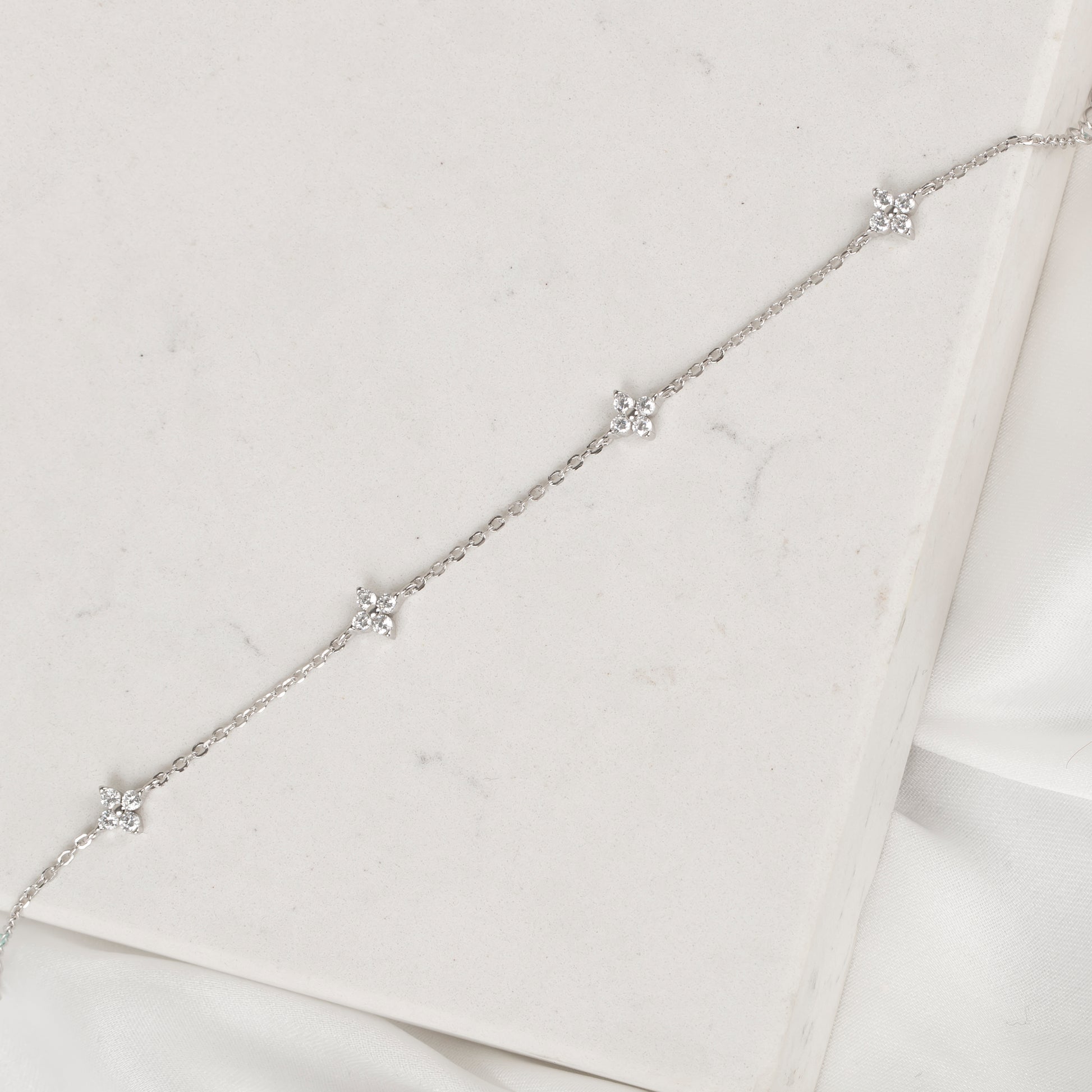 Minimal Markiz Bileklik