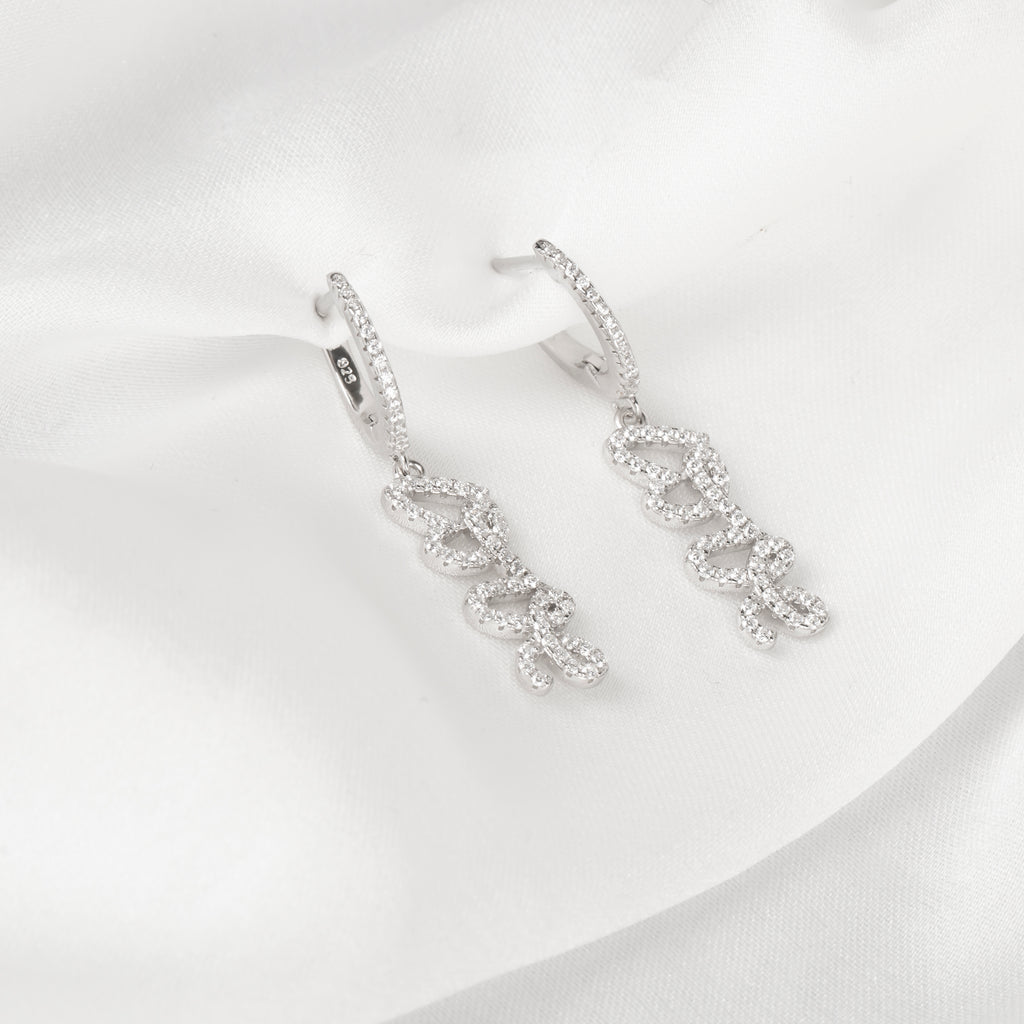 Minimal Taşlı Love Küpe