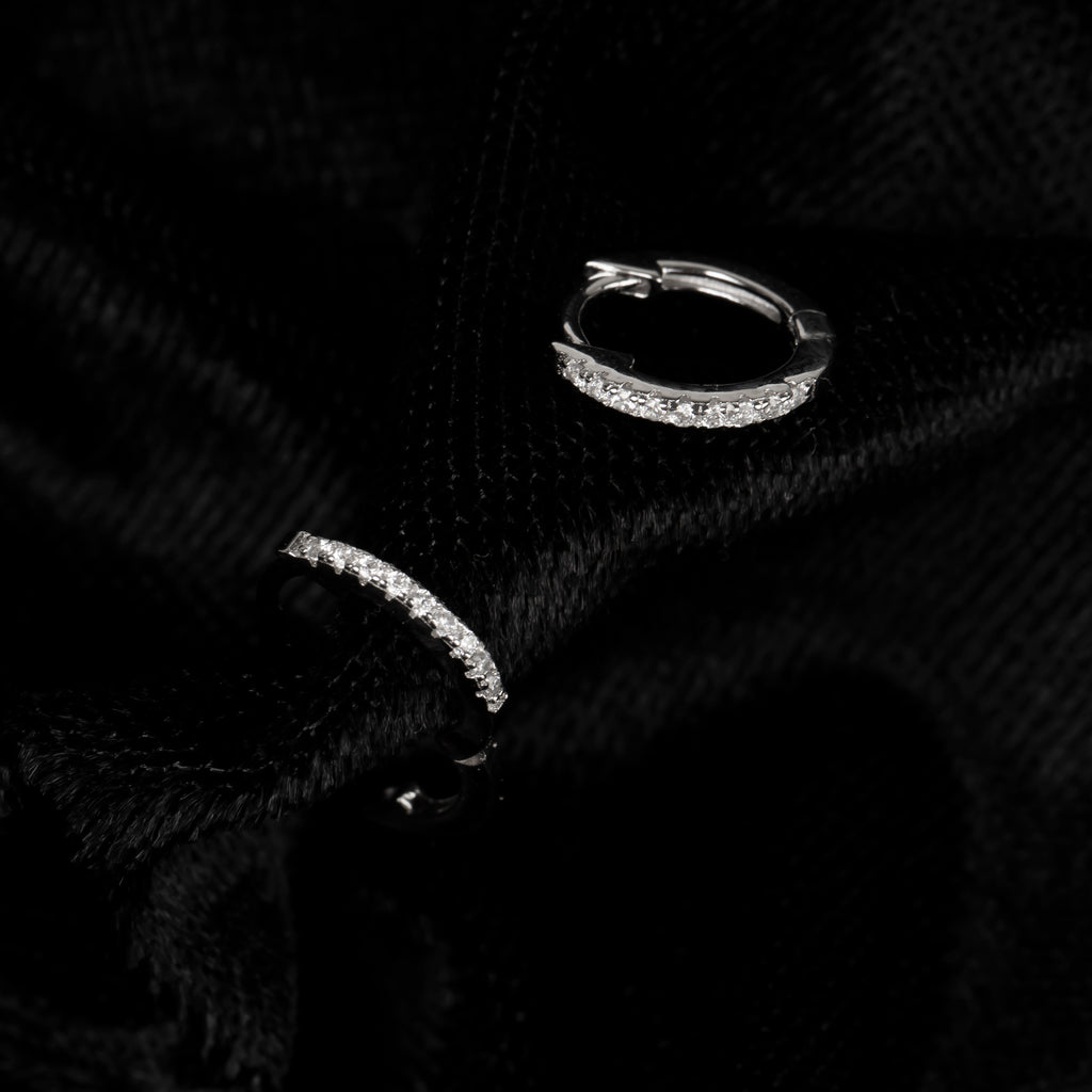 Minimal Taşlı Halka Küpe