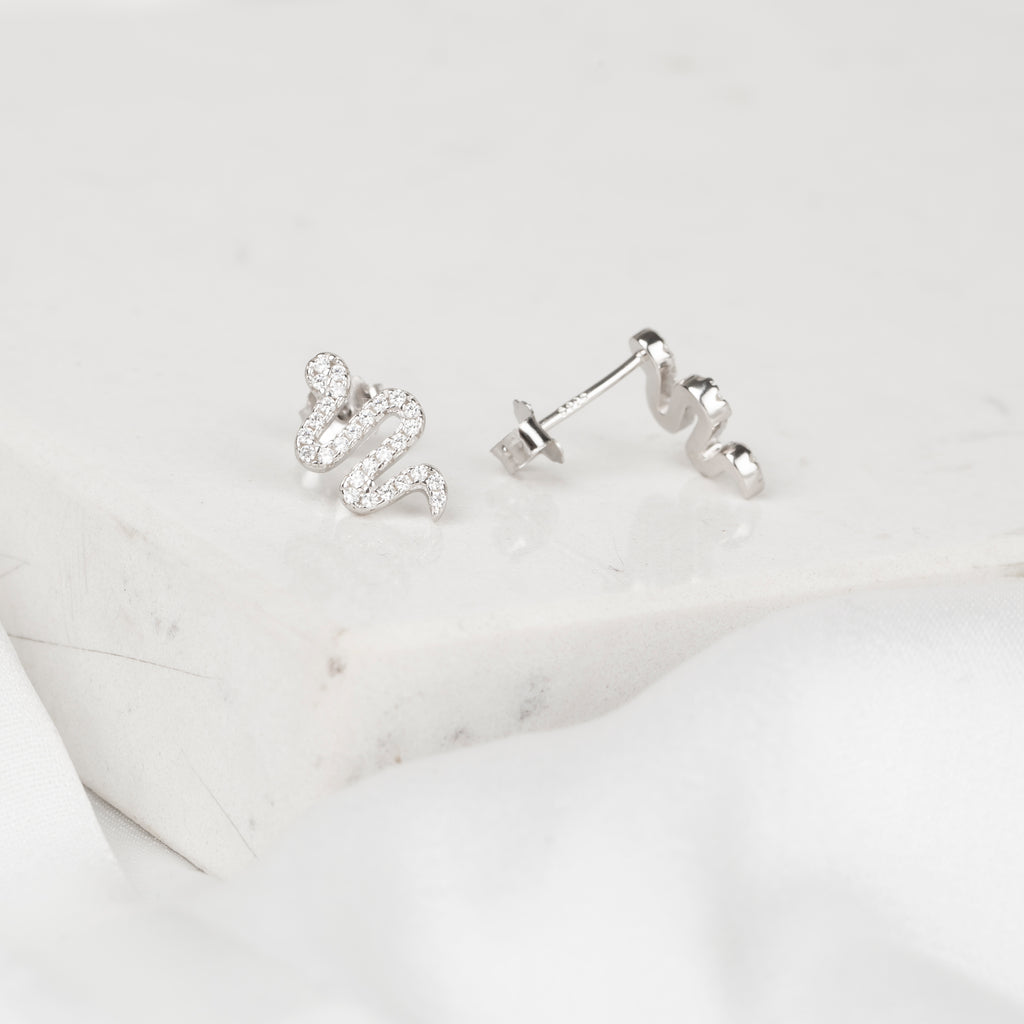 Taşlı Yılan Küpe