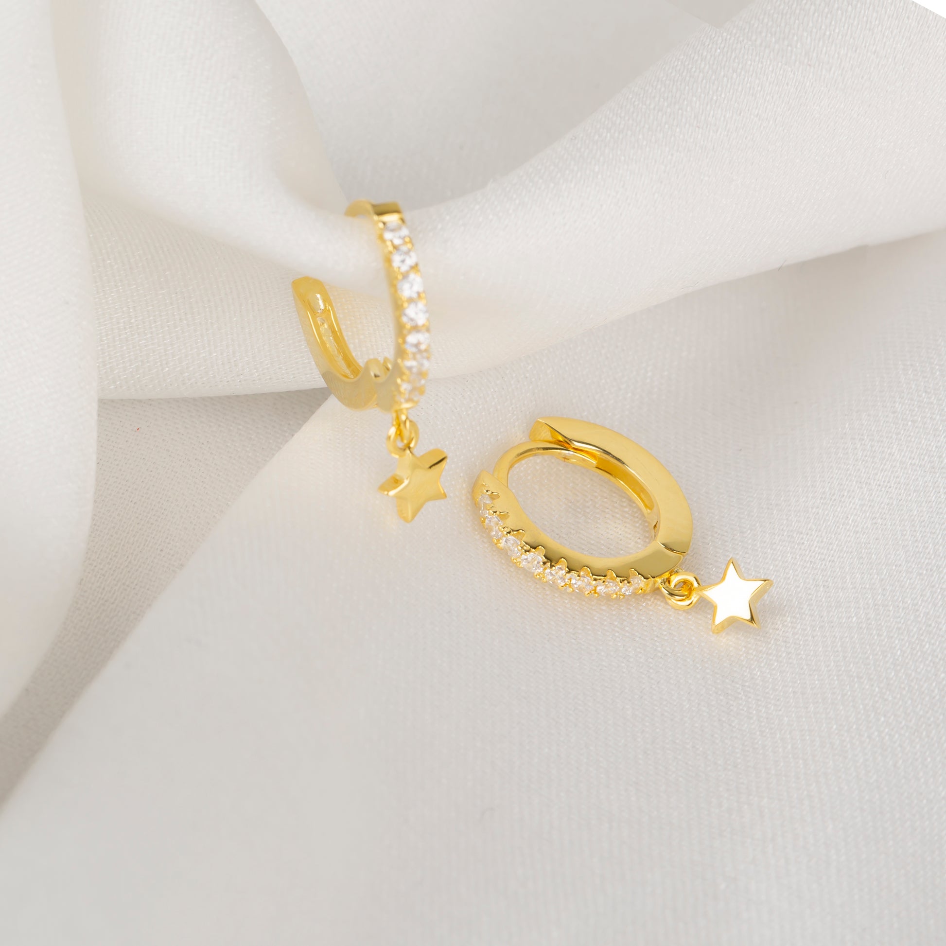 Yıldızlı Halka Küpe