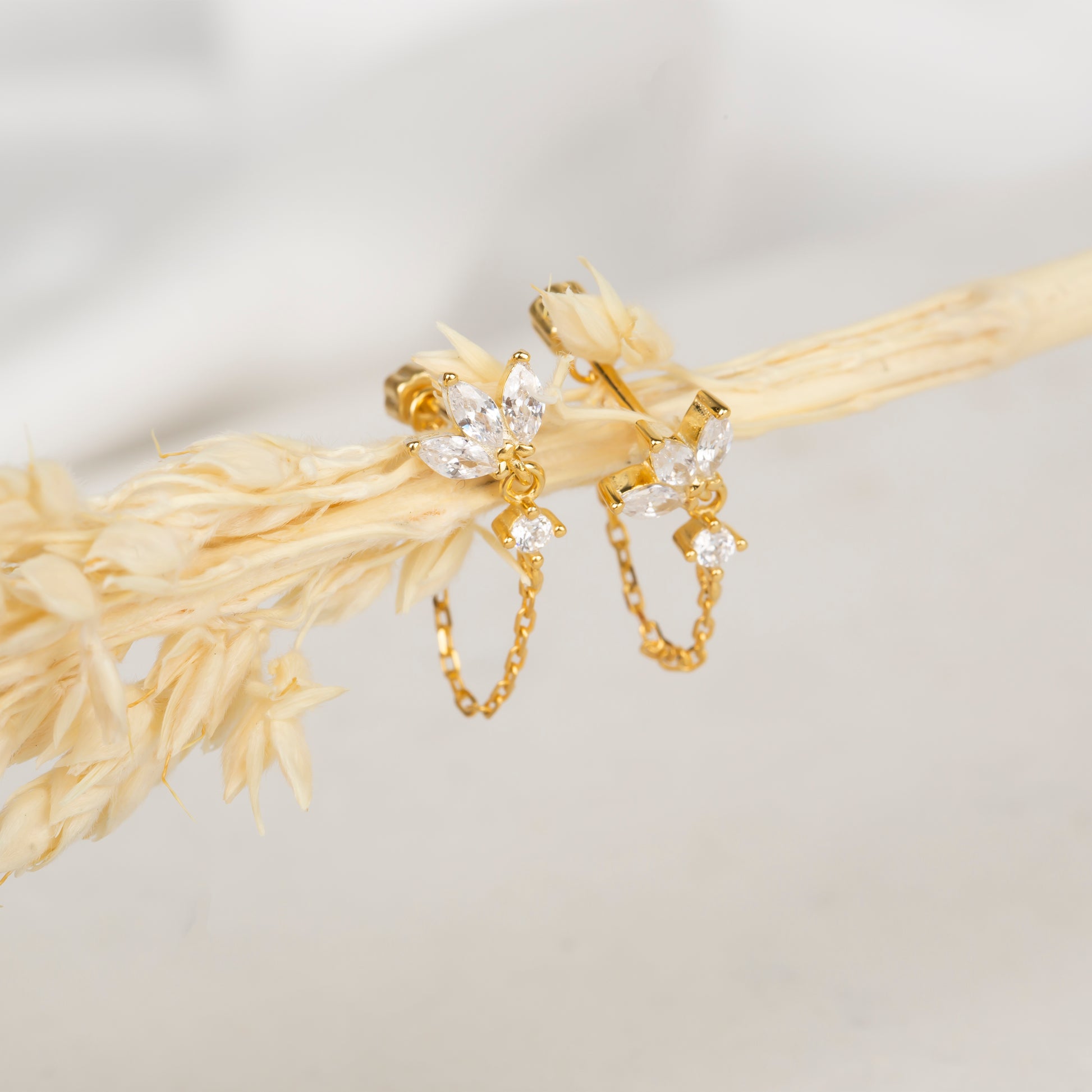 Markiz Taşlı Piercing