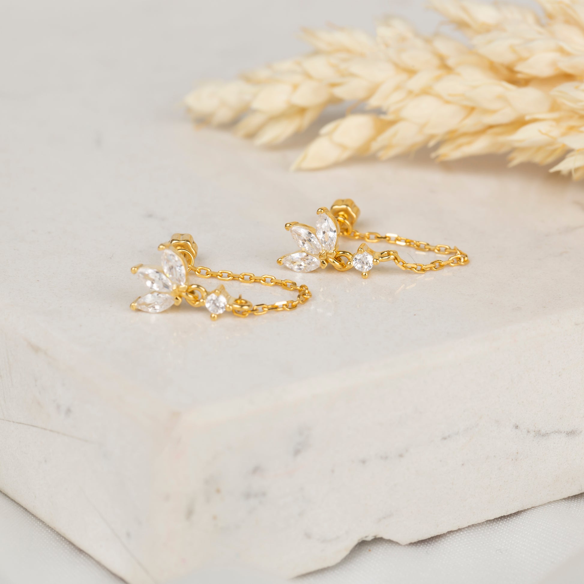 Markiz Taşlı Piercing