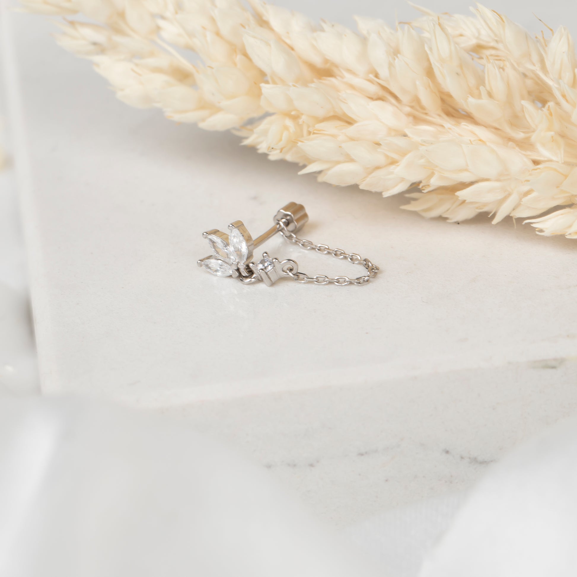 Markiz Taşlı Piercing