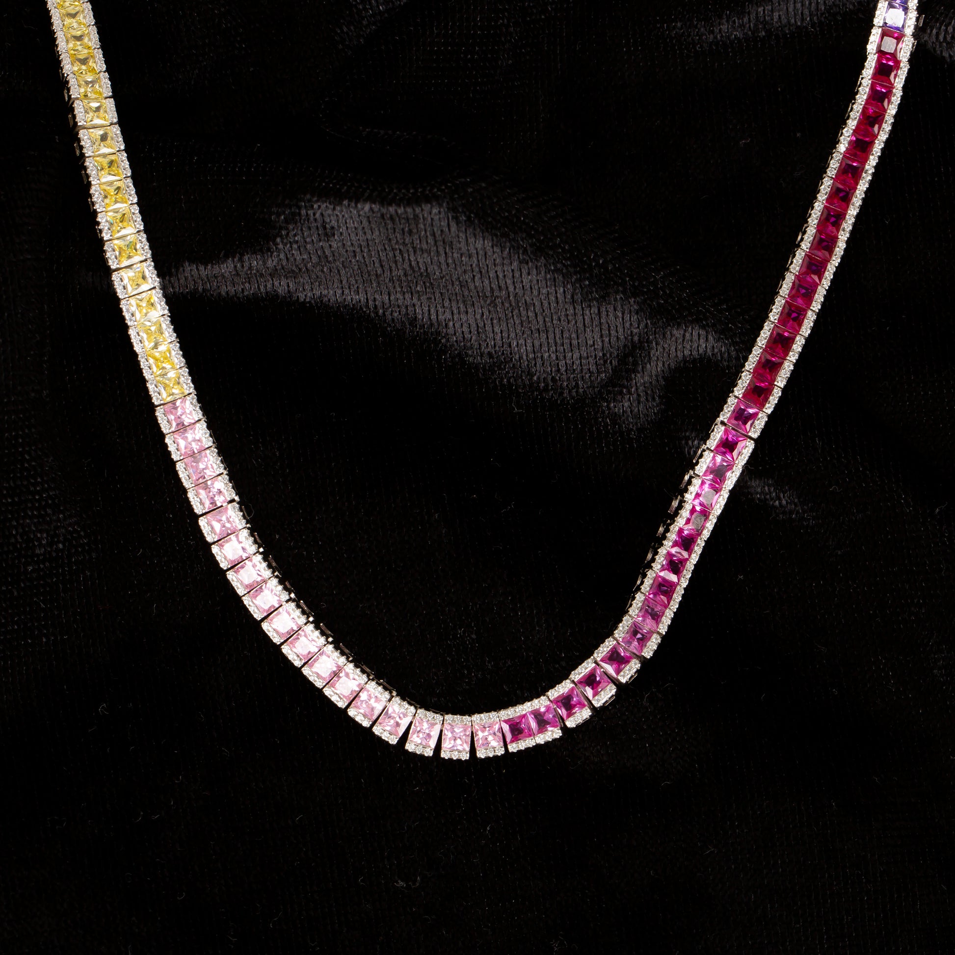 Renkli Baget Taşlı Suyolu Kolye