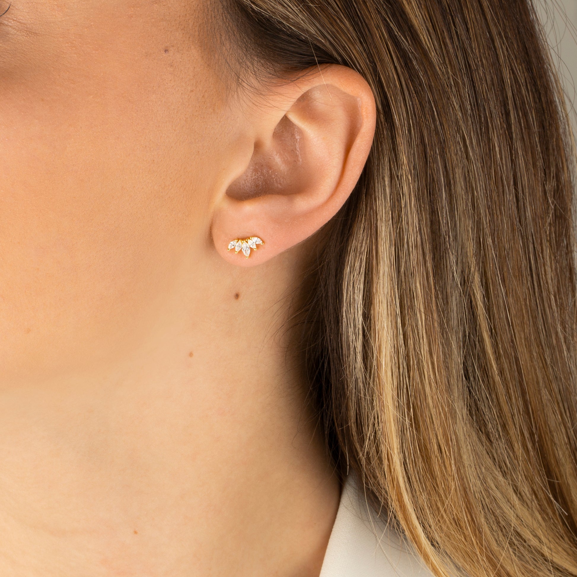 Minimal Markiz Taşlı Küpe