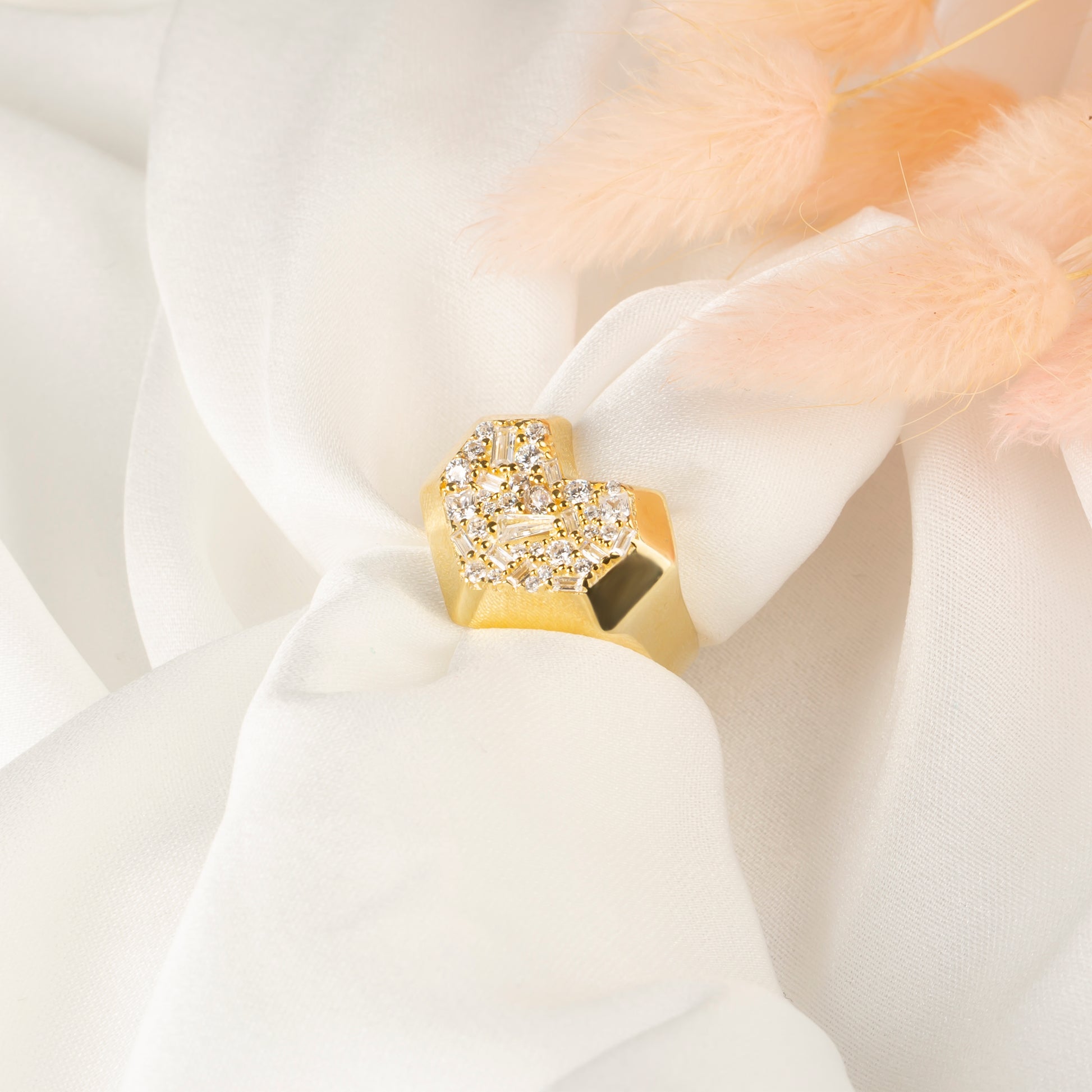 Baget Taşlı Yüzük