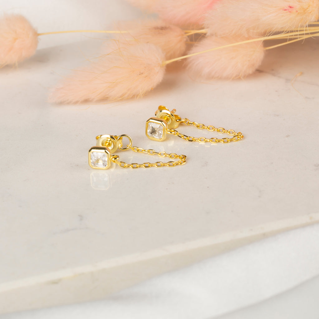 Minimal Markiz Taşlı Küpe