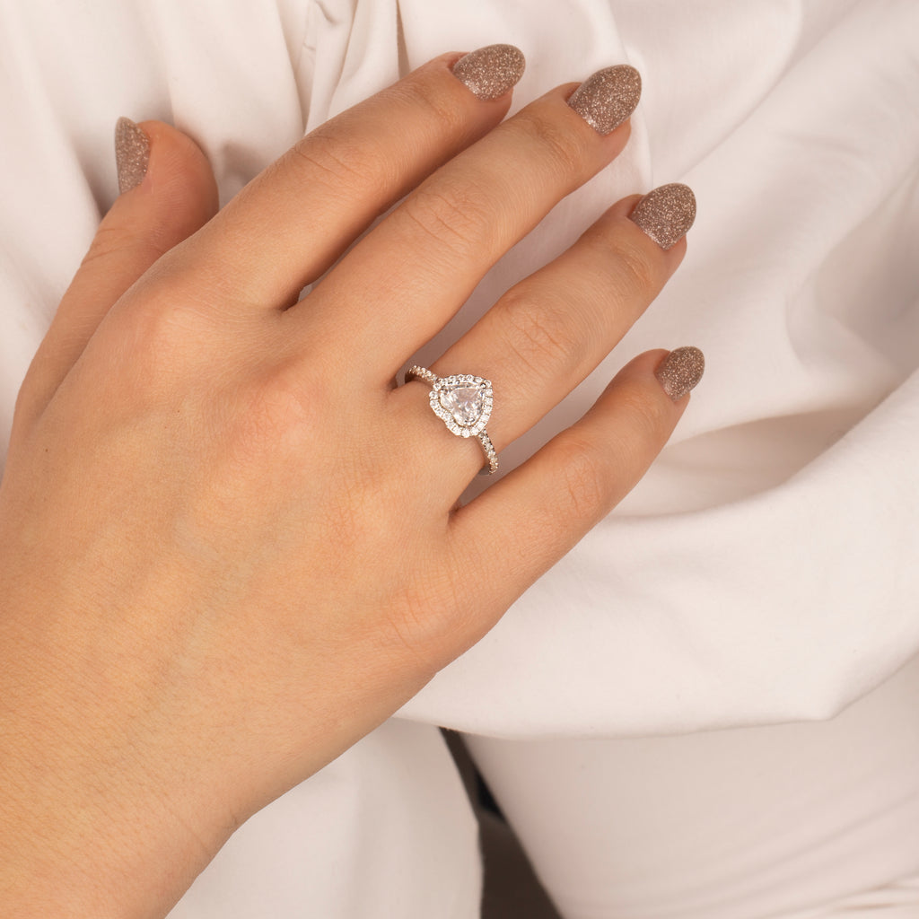 Kalp Tektaş Yüzük