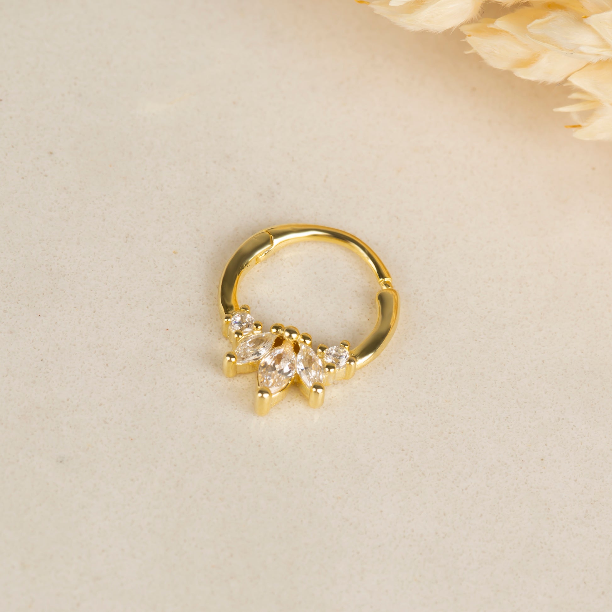 Markiz Taşlı Piercing