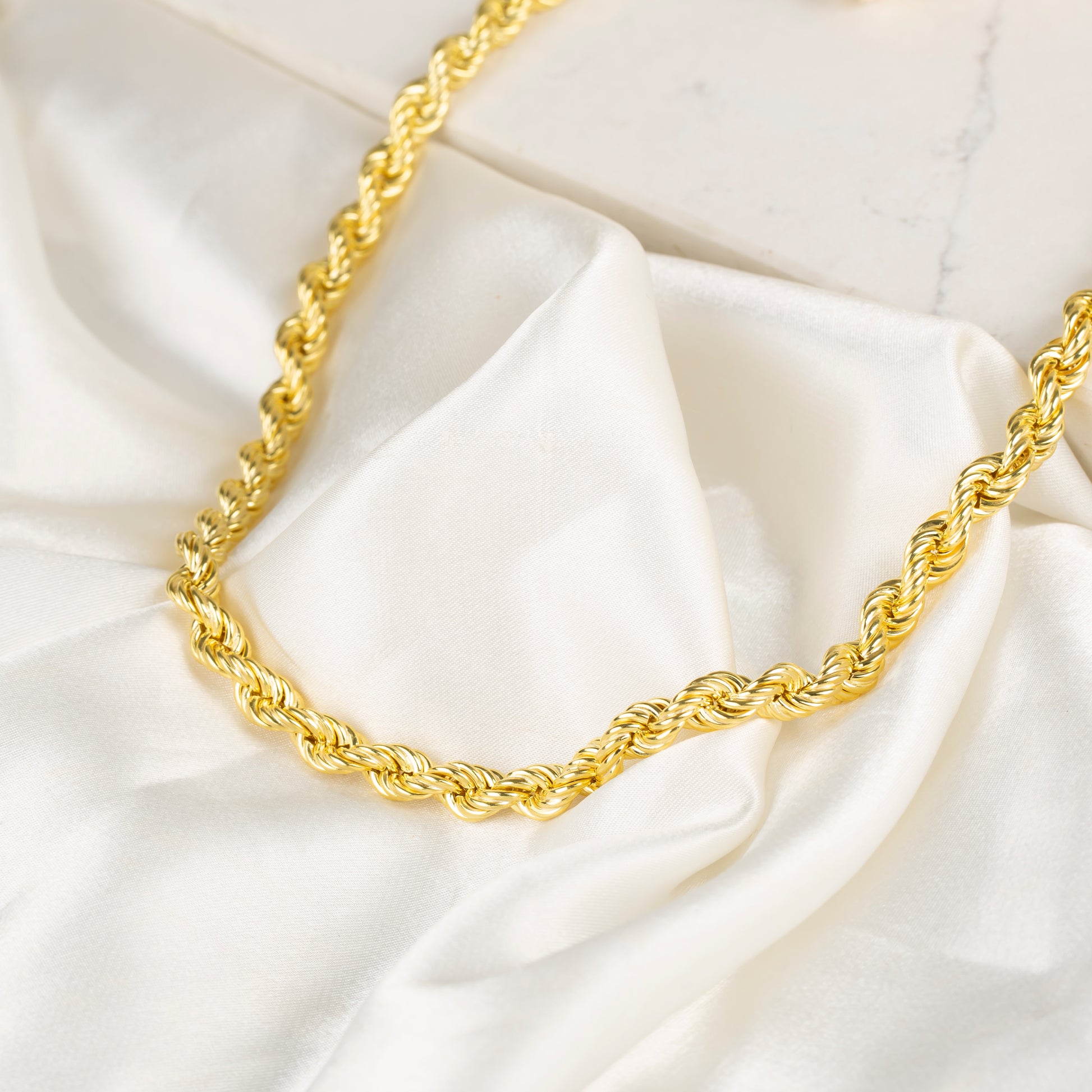 Altın Kaplama Zincir Kolye