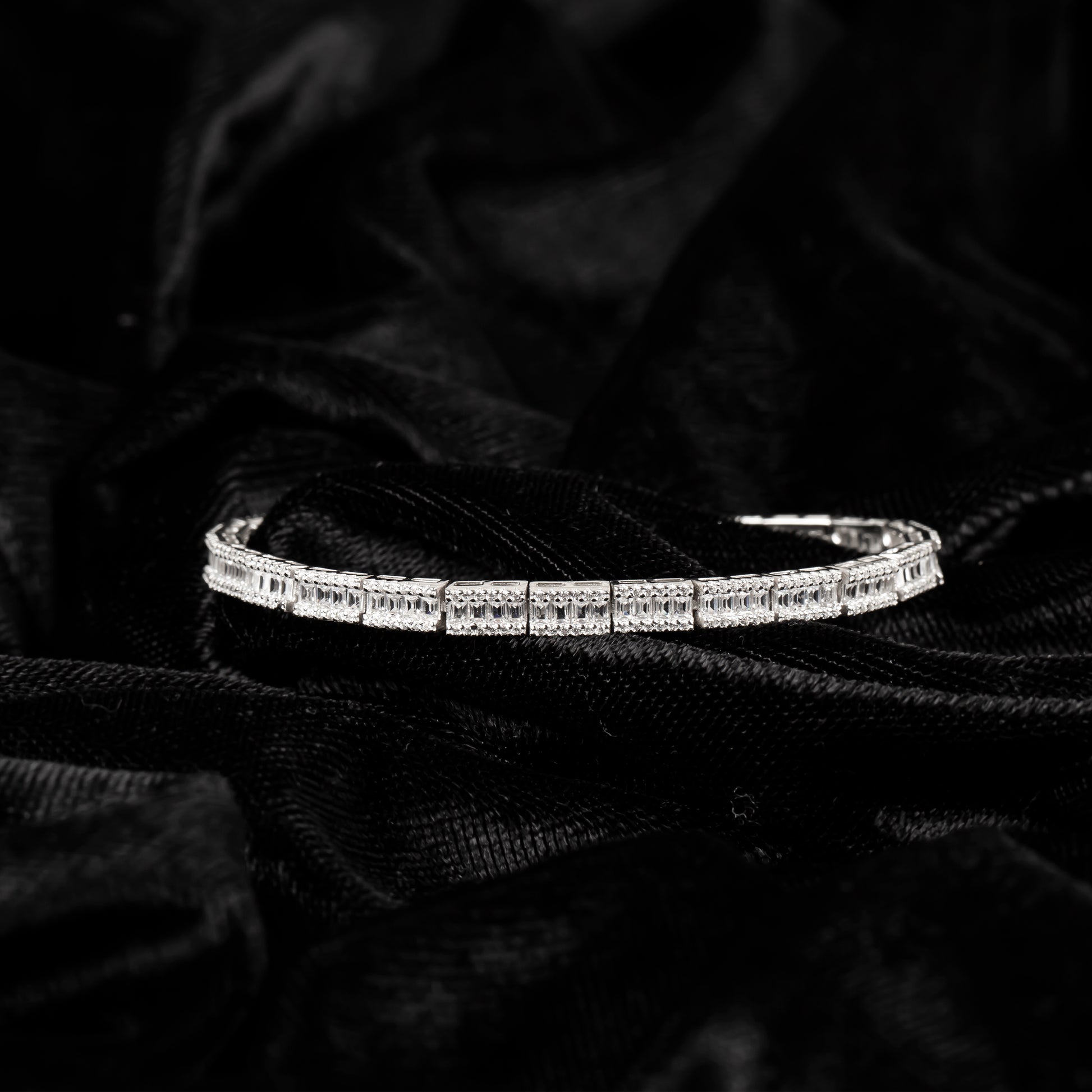 Baget Taşlı Su Yolu Bileklik