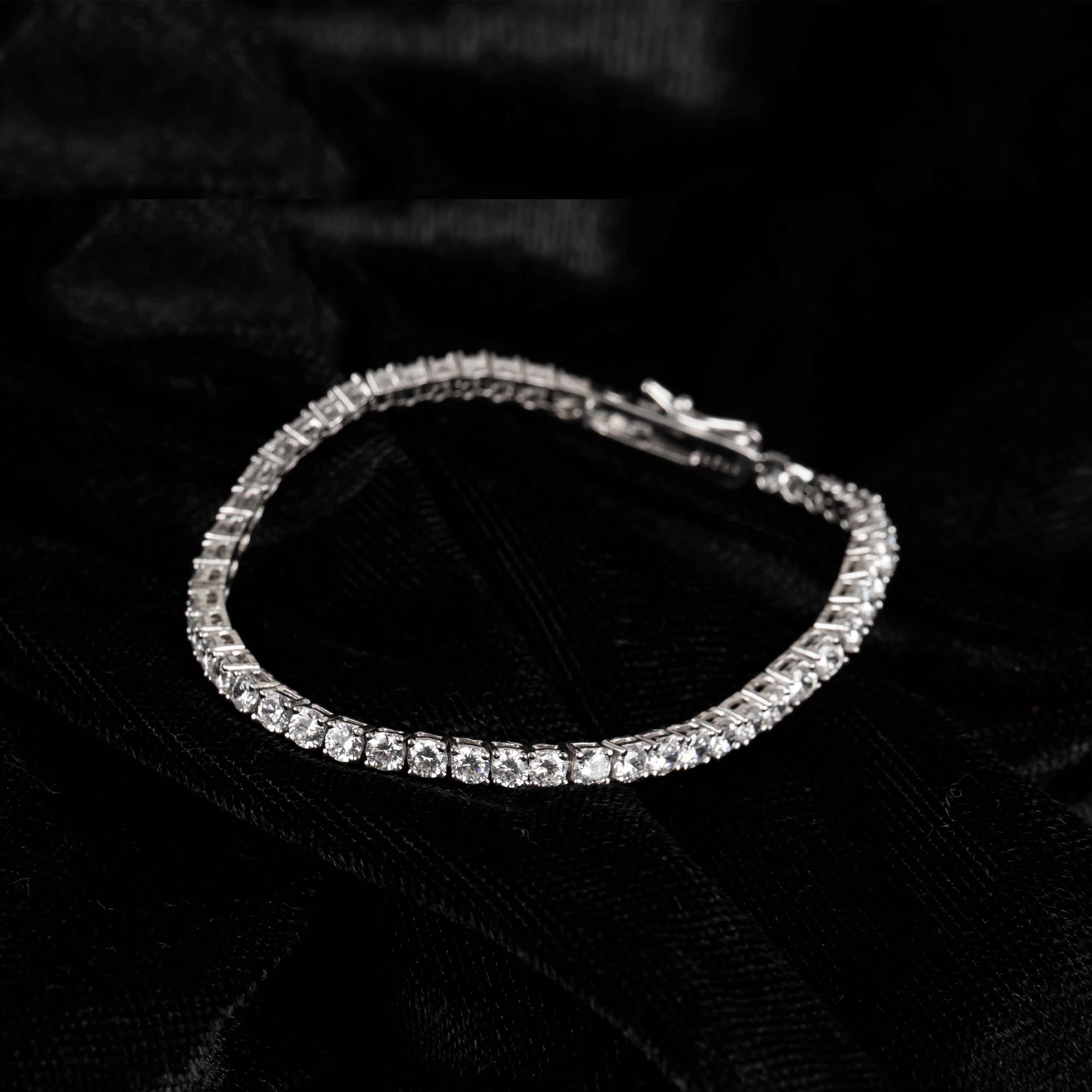 4mm Moissanite Waterway Bracelet