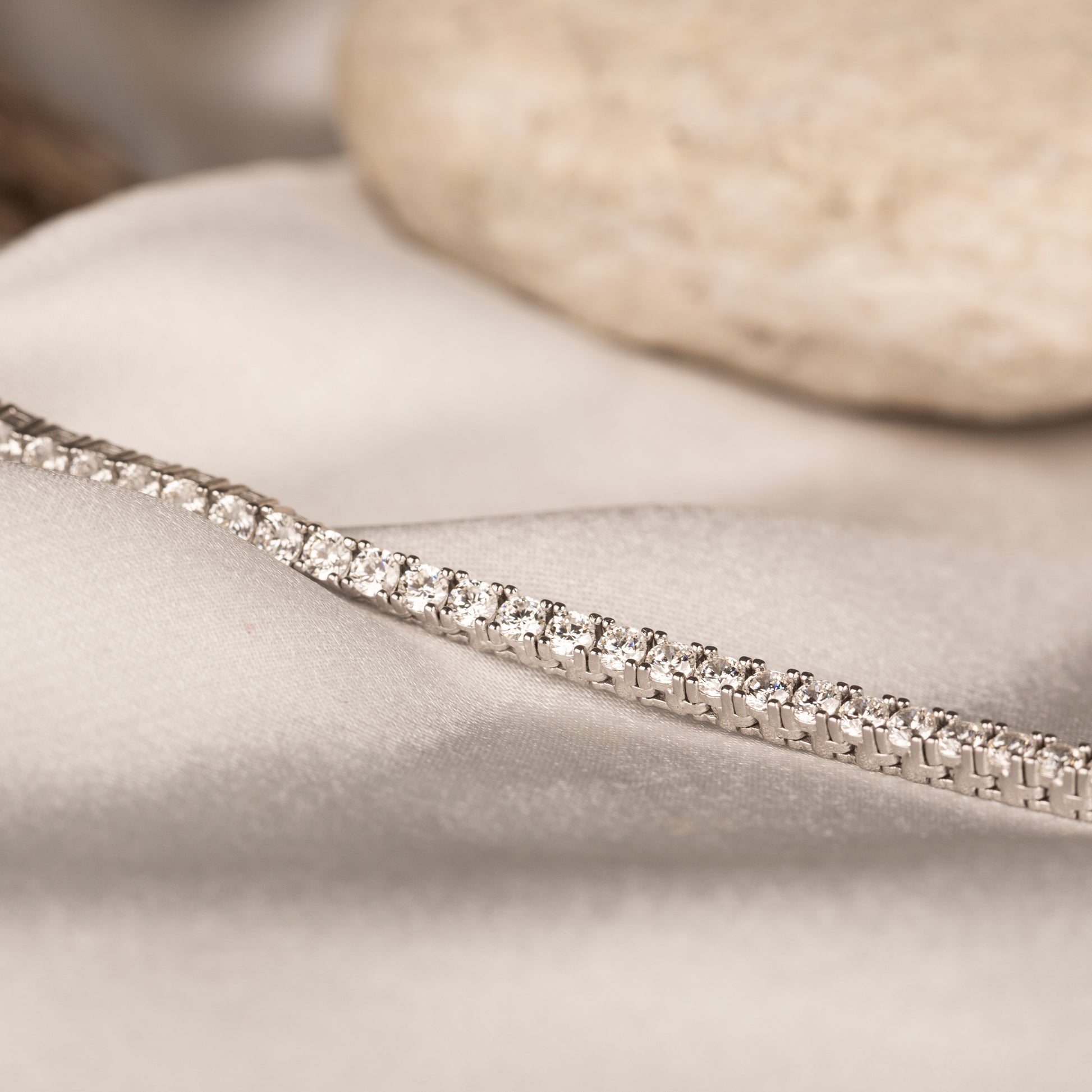 Taşlı Suyolu Kolye